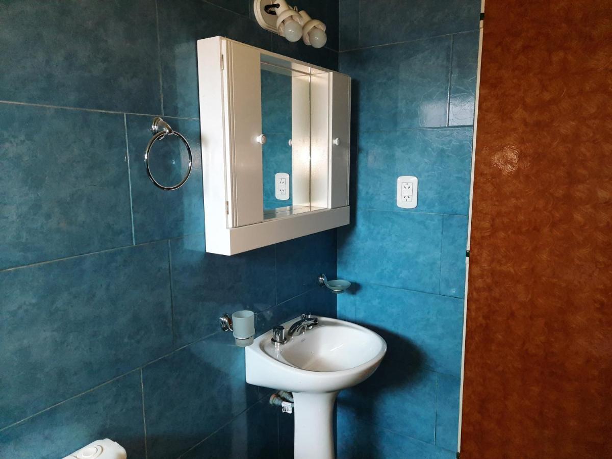 Ruta 20 House Quinesアパートメント エクステリア 写真