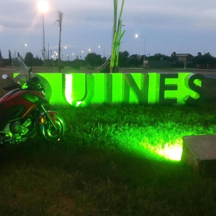 Ruta 20 House Quinesアパートメント エクステリア 写真